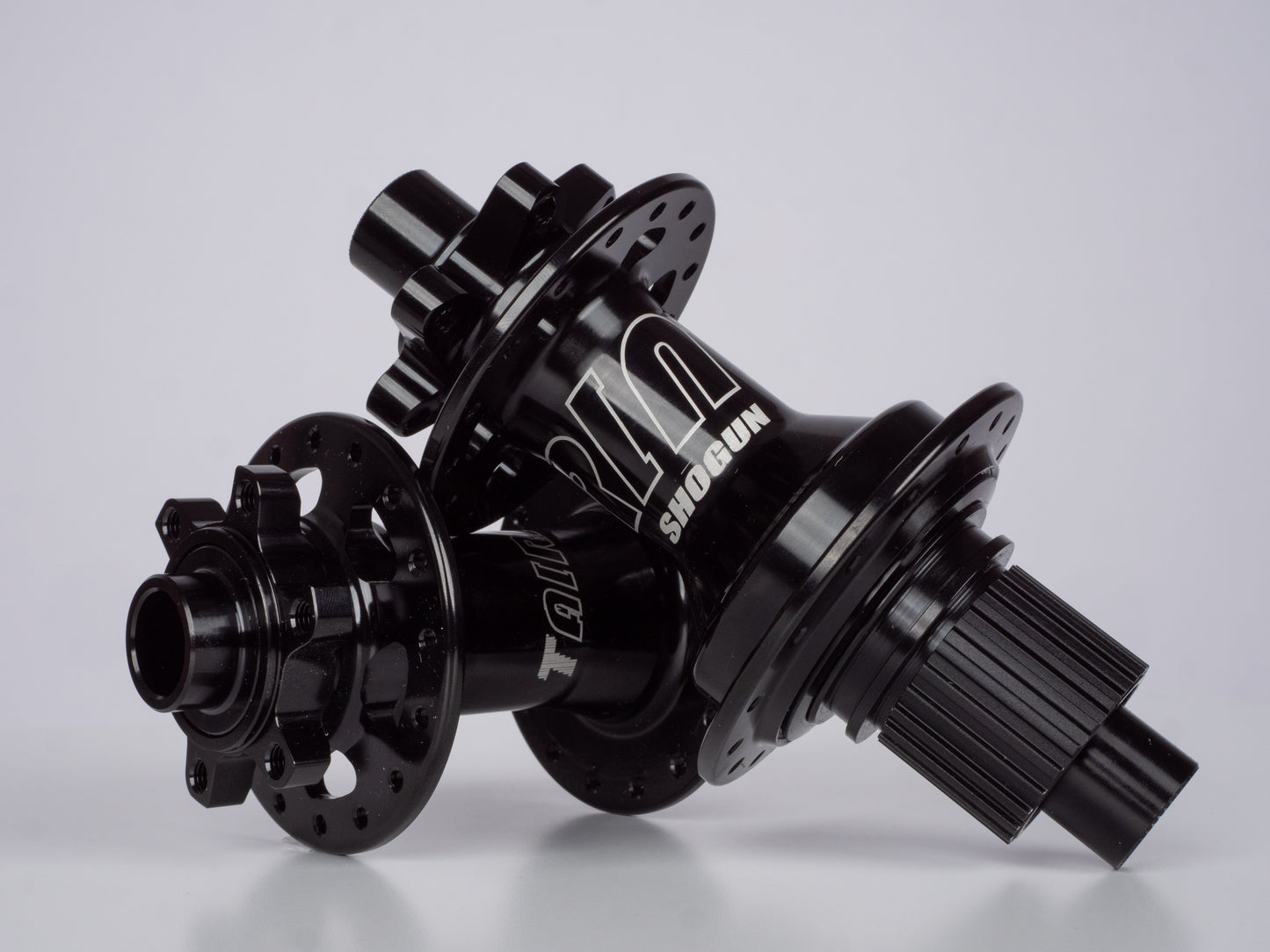 2rc Carbon Enduro Laufradsatz Tairin S-Shogun Boost Naben BERD Spokes