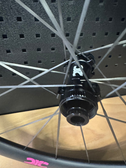 2rc R45 Rennrad Carbon Laufradsatz 28" Carbon Speichen