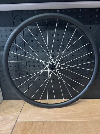 2RC GR30 Carbo Gravel Laufradsatz 28" Hook Flange Berd Spokes