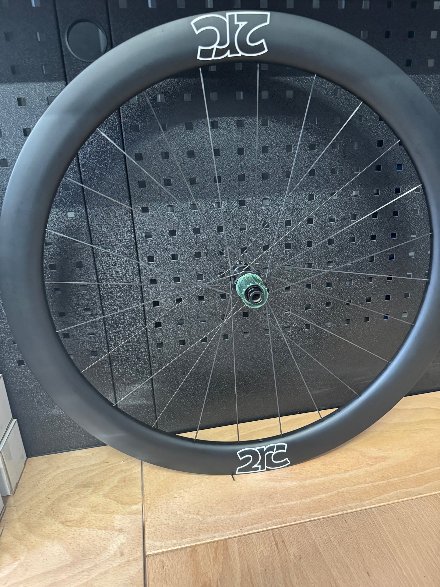 2rc R50 Rennrad Carbon Laufradsatz 28" OGS Ultralight Nabe