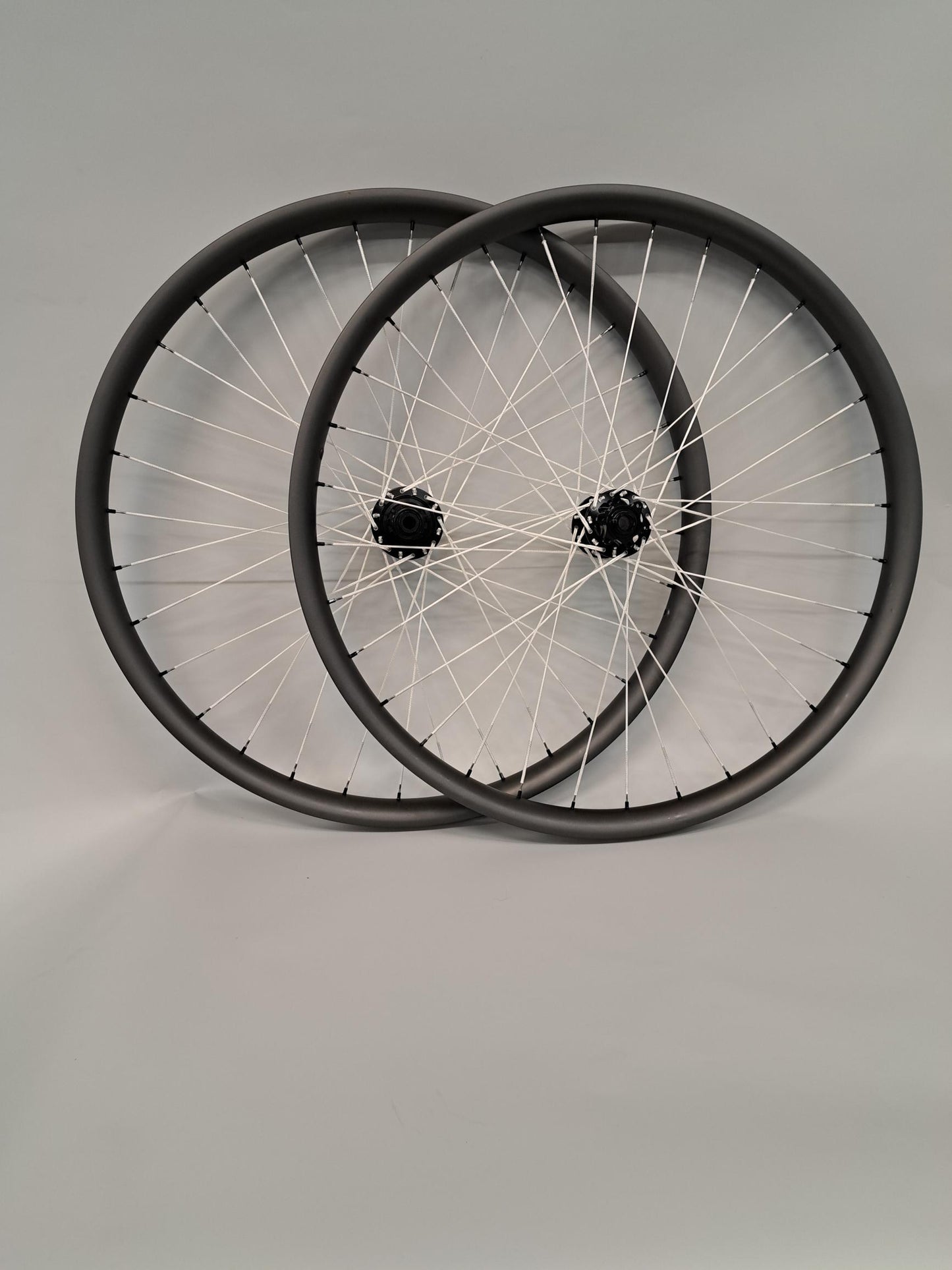 2rc Carbon Enduro Wheelset Tairin Silent Shogun Boost Hubs